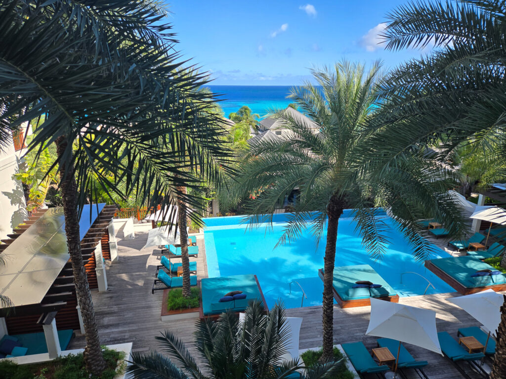 Zemi-Beach-House-Room -12