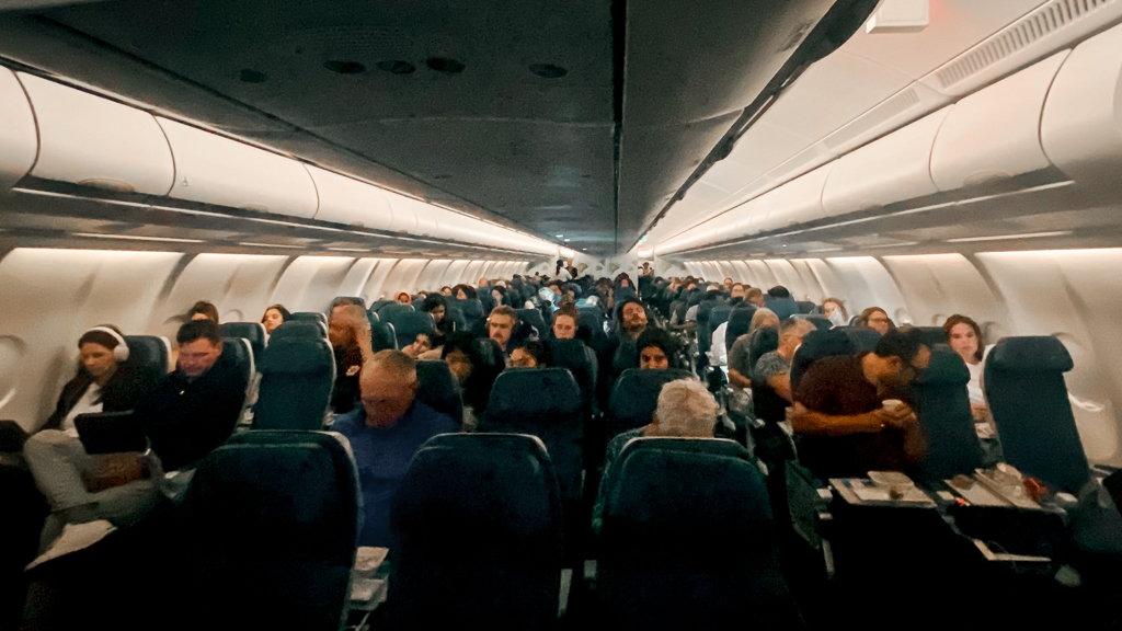 Air Transat YUL RAK-11