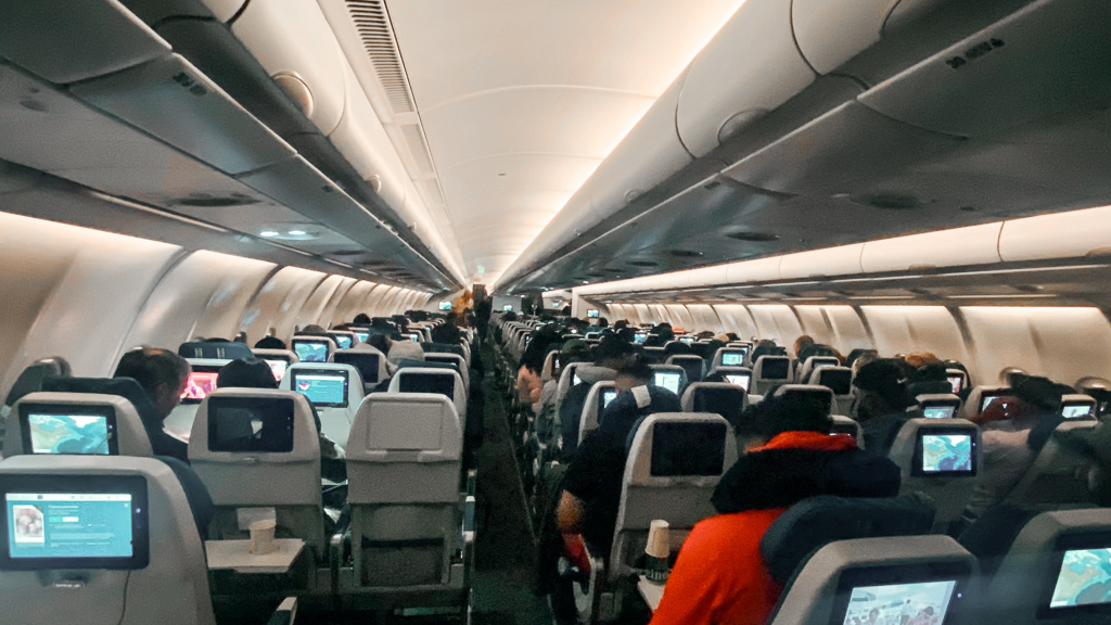 Air Transat YUL RAK-13