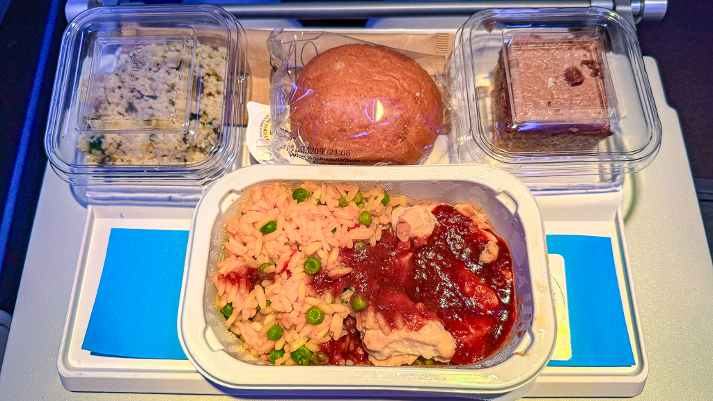 Air Transat YUL RAK-18