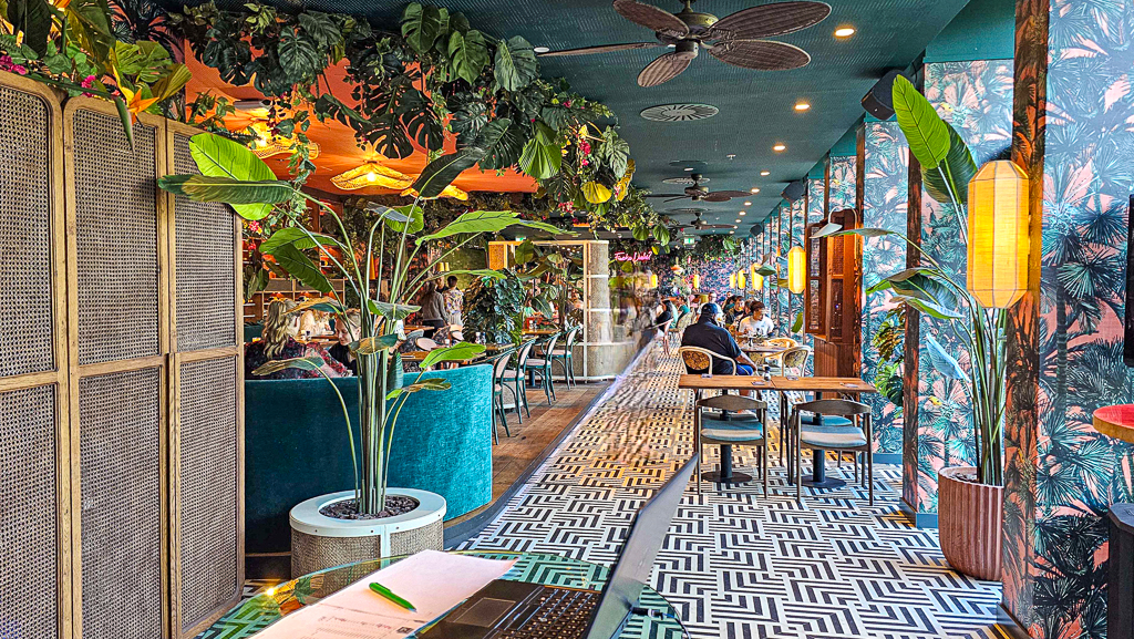 Corendon-Amsterdam-New-West-06