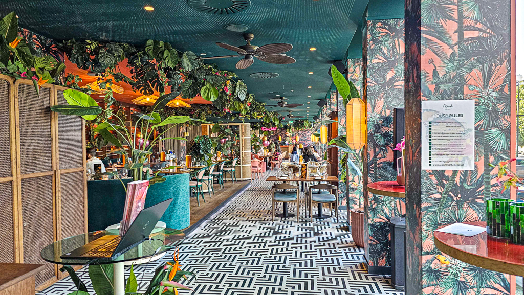 Corendon-Amsterdam-New-West-08