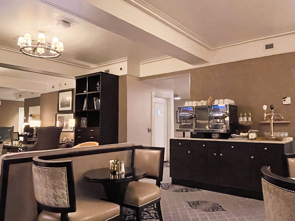 Fairmont-Quebec-Salon Gold 2