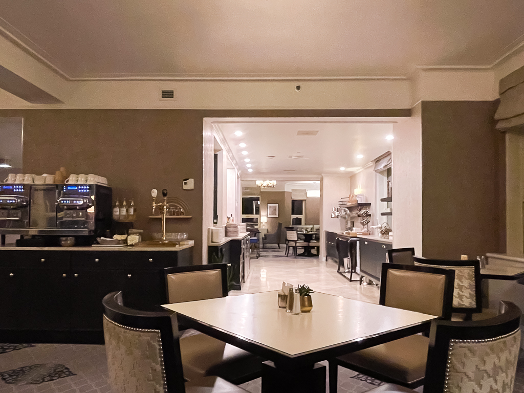 Fairmont-Quebec-Salon Gold 3