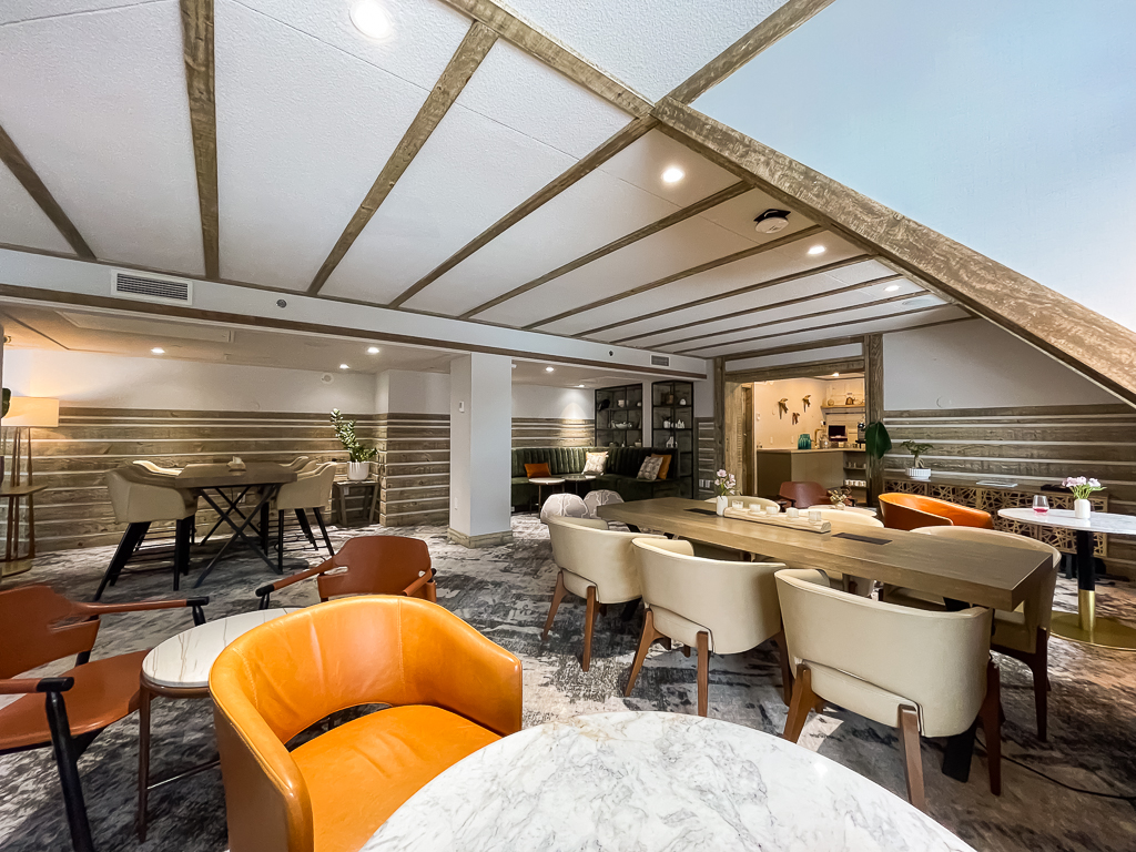 Fairmont-Tremblant-salon1