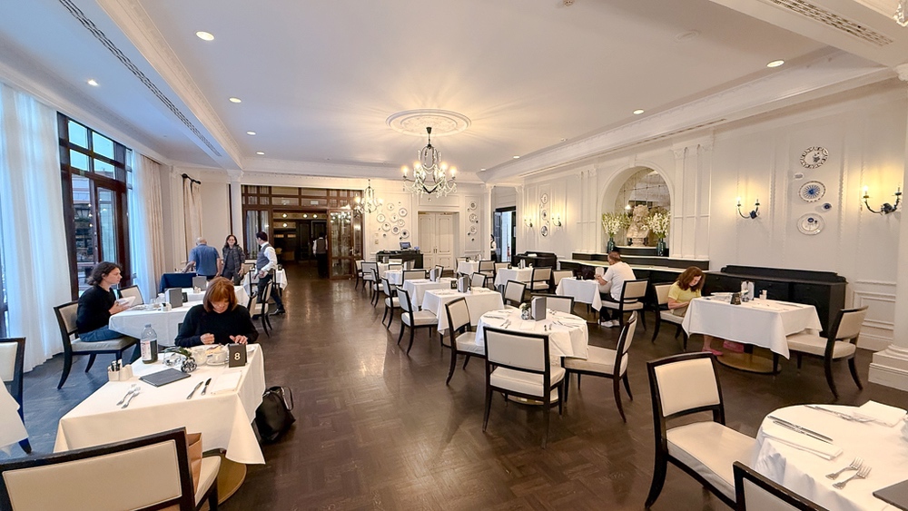 Hotel Bristol, a Luxury Collection Hotel, WarsawBristol Breakfast 01