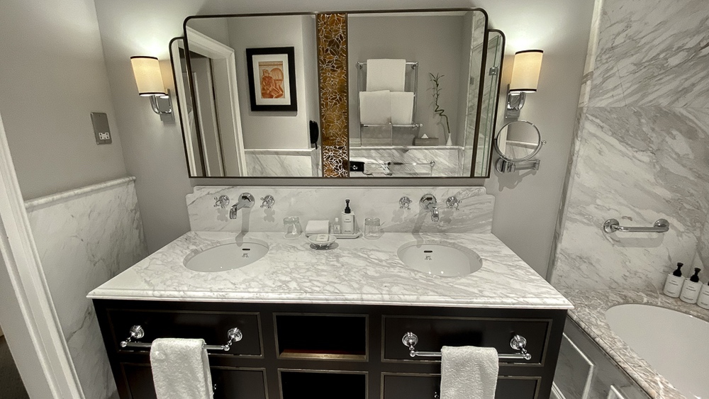 Hotel Bristol, a Luxury Collection Hotel, WarsawSuite Junior – SdB 02