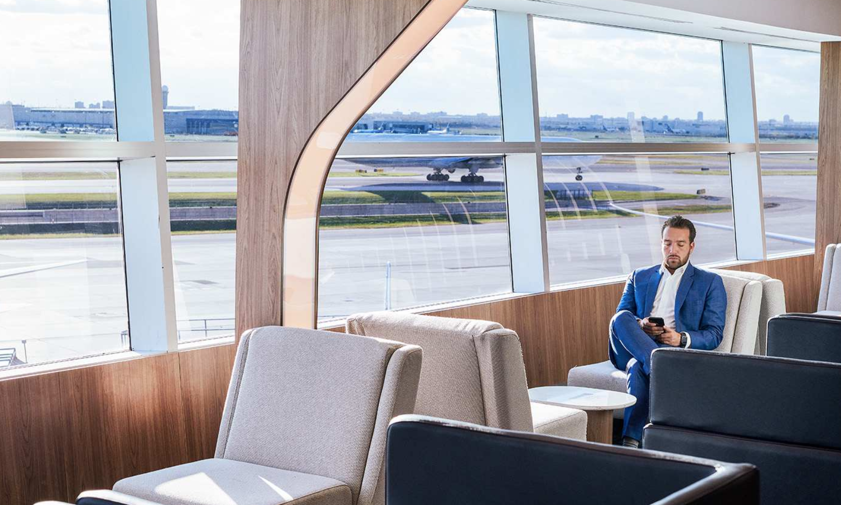 Review: Plaza Premium Terminal 3 - International Departures at