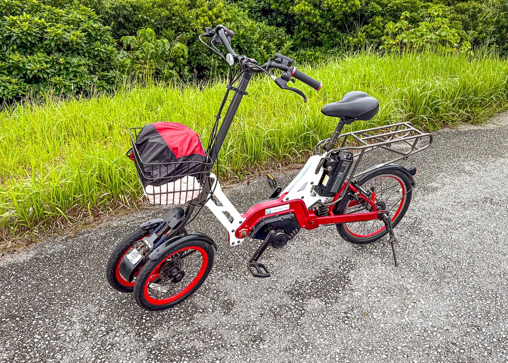 JF - Japon Okinawa Îles Kerama - Guide -Bicyclette 01