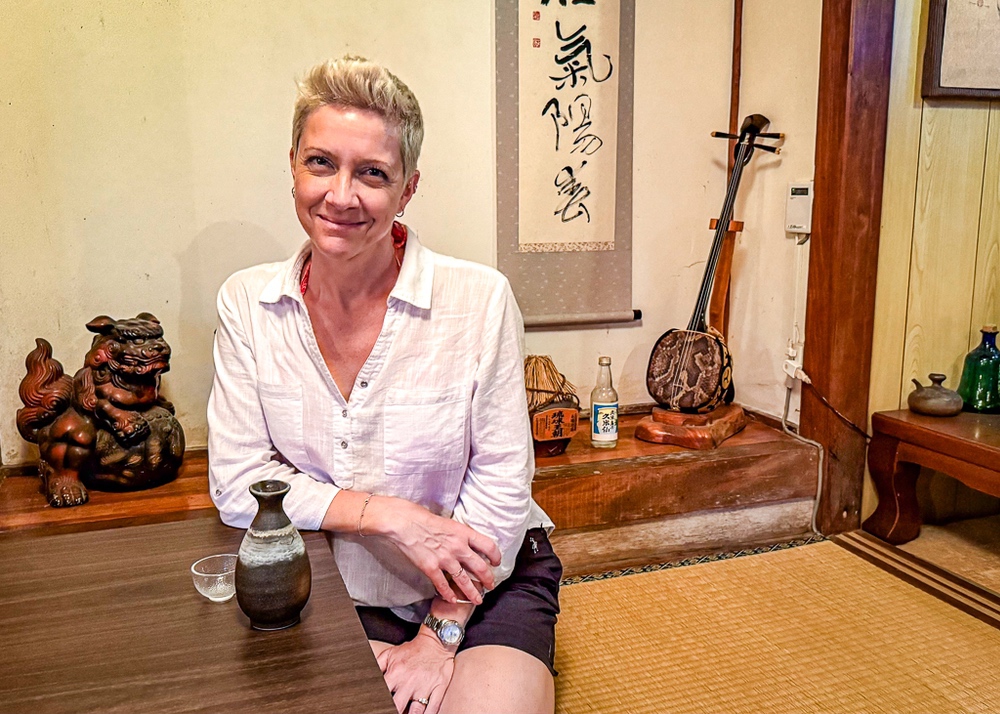 JF - Japon Okinawa Îles Kerama - Guide -Restaurant Yonamine House 01