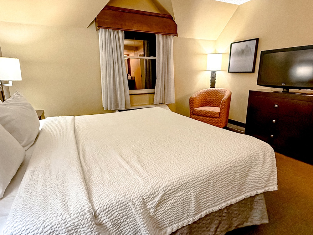 Courtyard Lake Placid - Suite Chambre 03