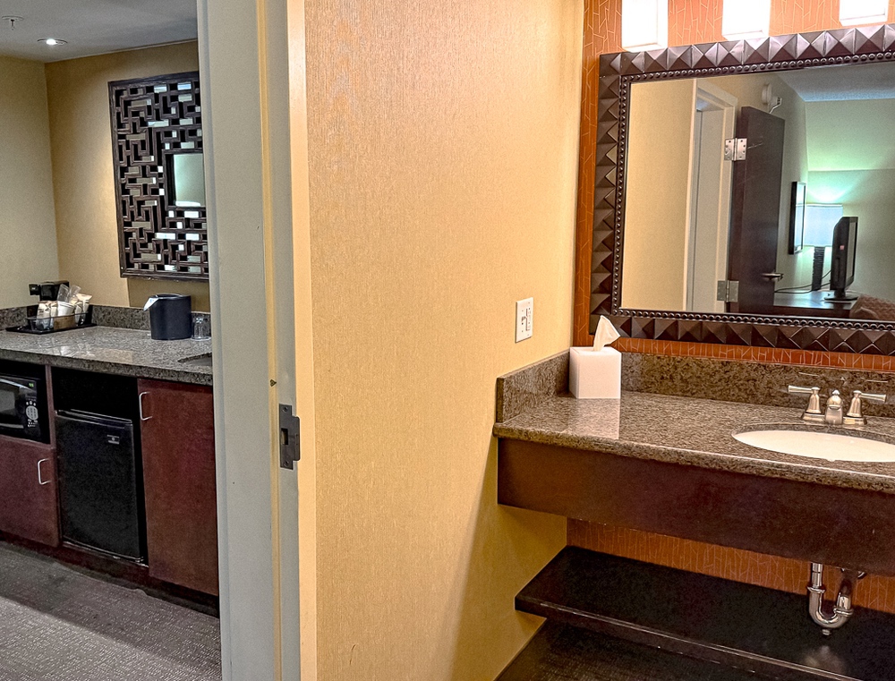 Courtyard Lake Placid - Suite Salon 06