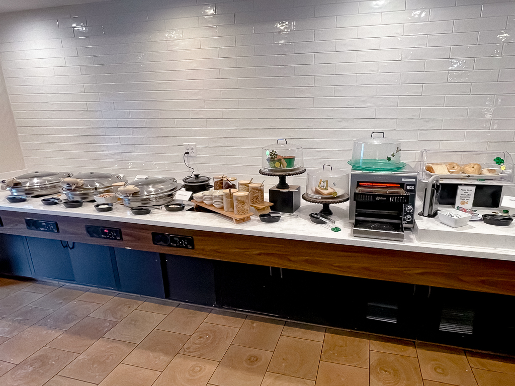 Courtyard Burlington Williston - Déjeuner 03