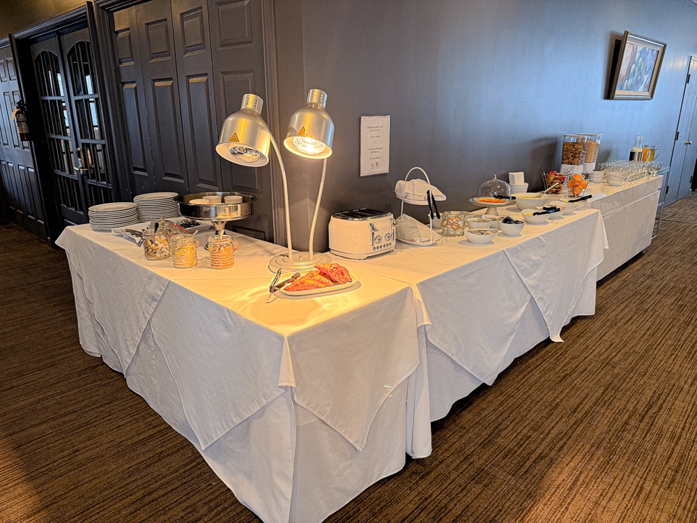 Hotel Lac Brome Best - Dejeuner 01