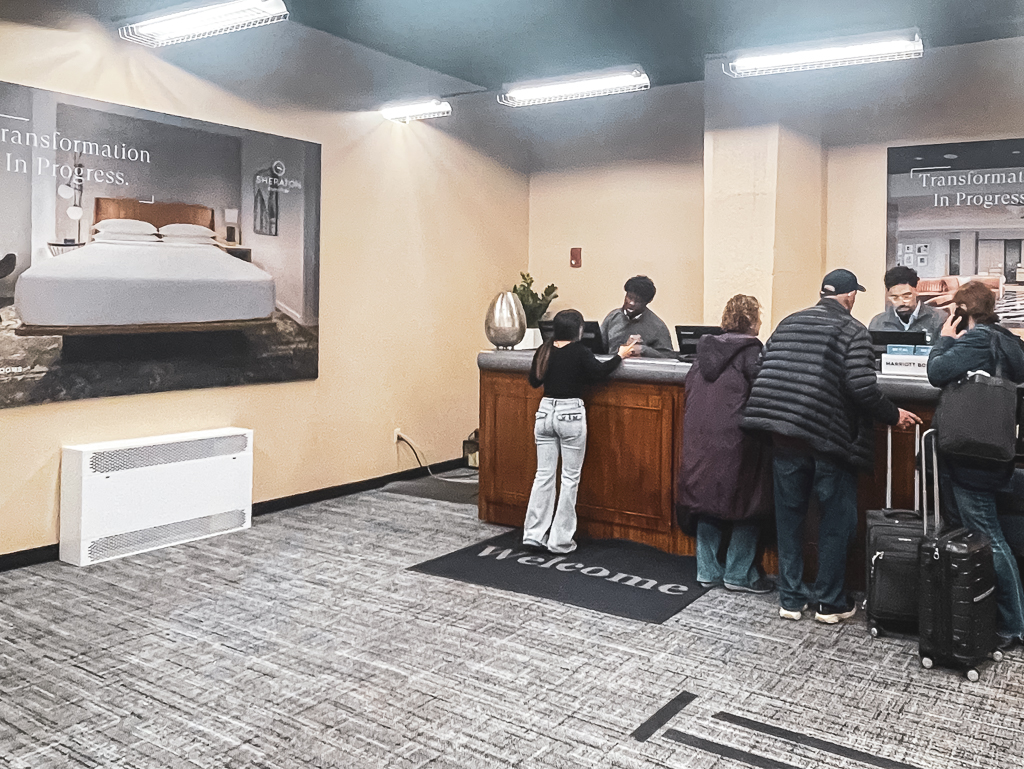 Sheraton Boston Hotel - Courtyard Burlington Williston - Reception 02