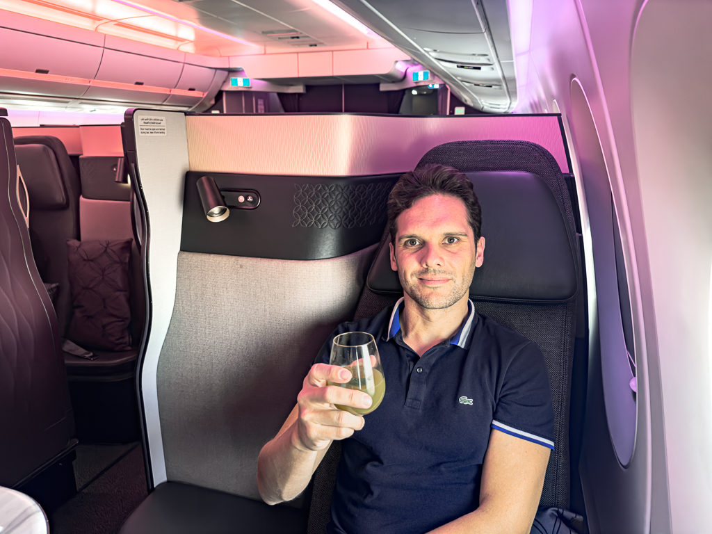 jmv - qatar airways qsuite