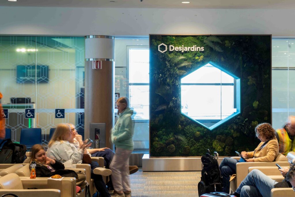 salon desjardins ytz logo
