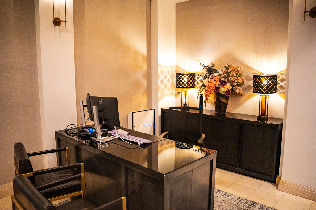 Comptoir d'enregistrement privé du VIP Lounge du MGM Grand