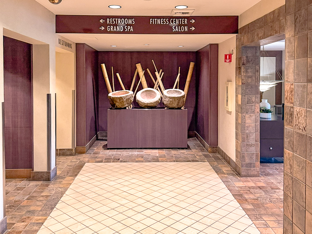 Signalisation menant au Grand Spa et au centre de conditionnement physique du MGM Grand